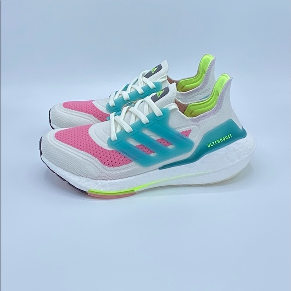 NEW! adidas Ultraboost 21 Women's Shoes - Picture 5 of 7